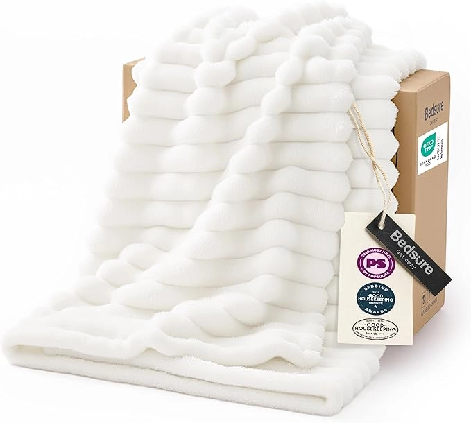 GentleSoft Fleece Throw Blanket